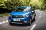 Dacia Logan MCV Stepway 2017 года (UK)